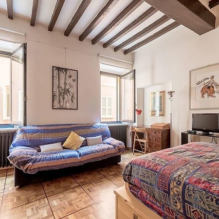 Studio Borgo Colonne Parma Buitenkant foto